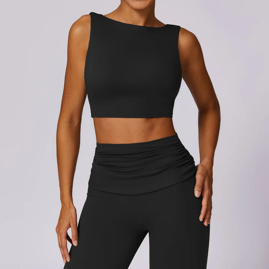 Front view of Everyday Sports Bra in a sleek seamless design.